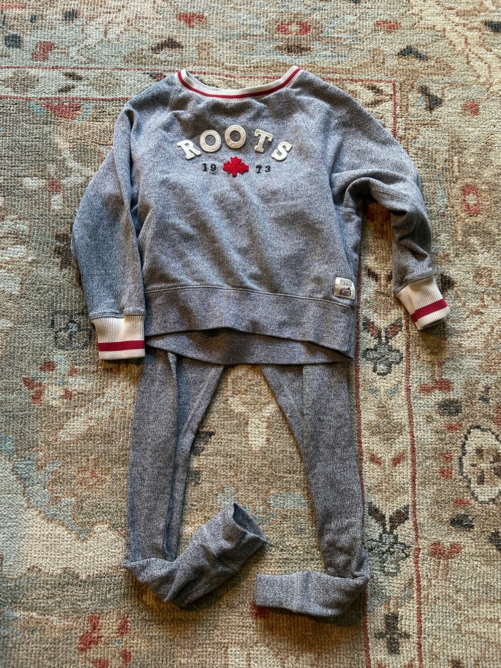 Roots Kids Grey Sweatpants with Red-Trim Cuffs - cute set!!!